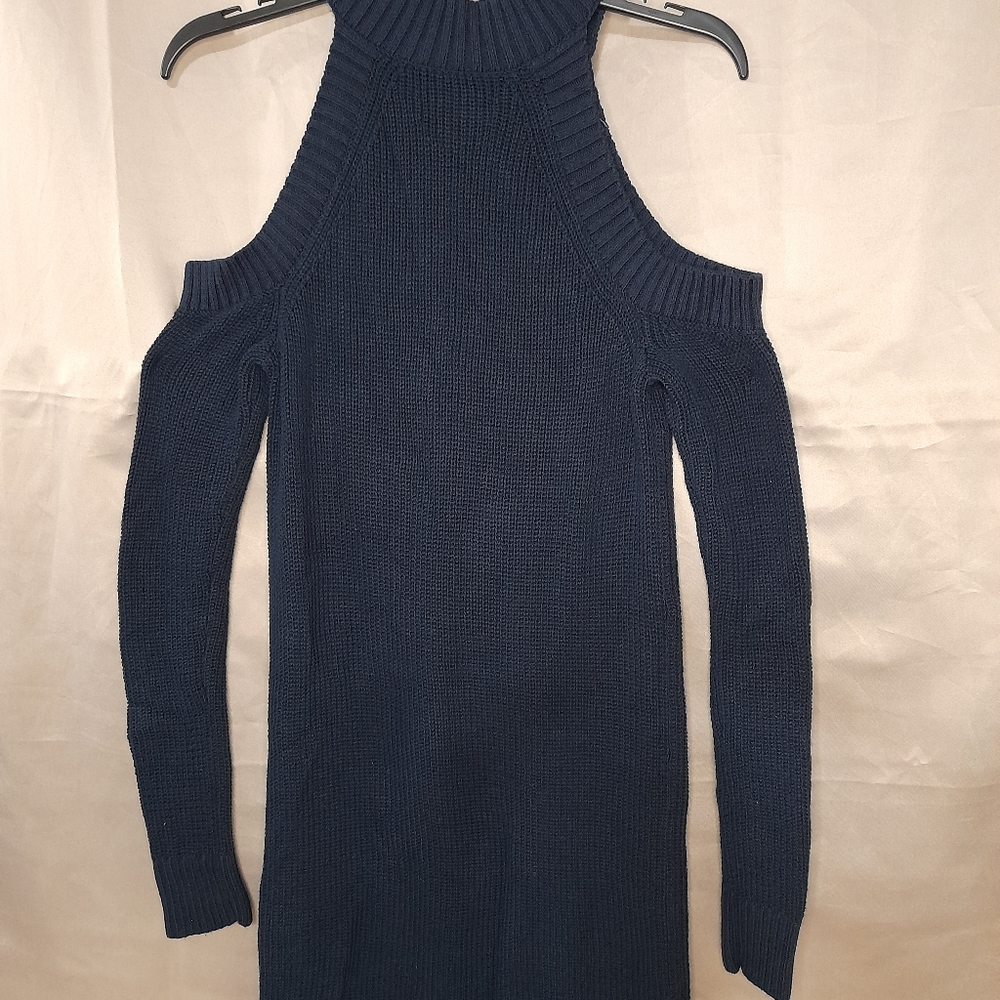Abercrombie & Fitch/ Small/ Marine Blue